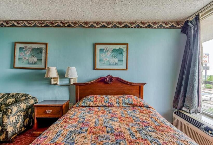 Стандартный Номер Кровать Кинг, OYO Hotel Jackson North I-55