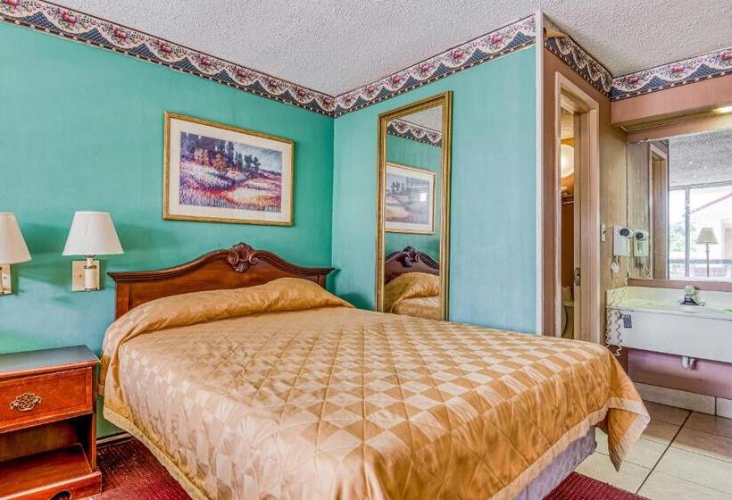 Номер Стандарт, OYO Hotel Jackson North I-55