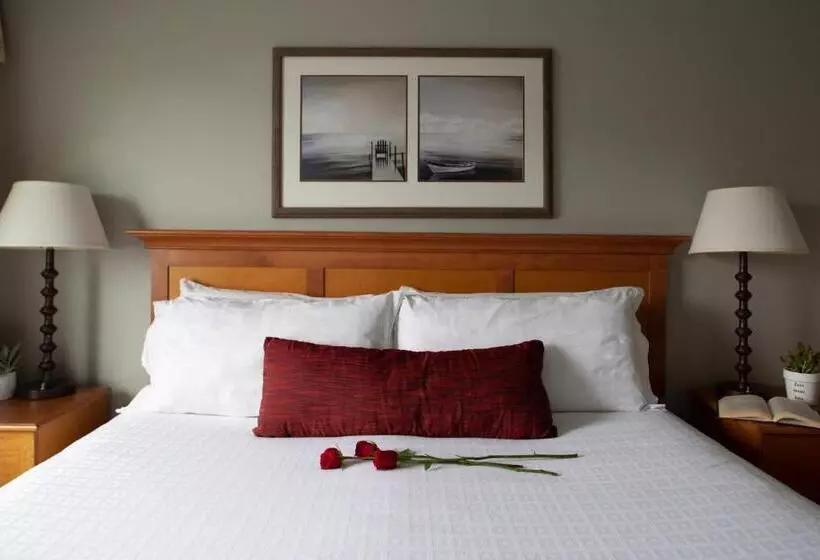 スイート, Rivertide Suites