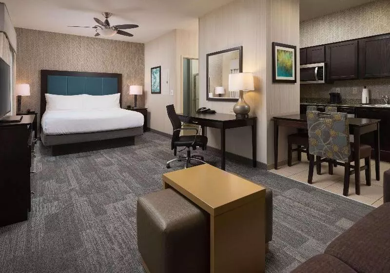 キングサイズベッドのスイートルーム, Homewood Suites Atlanta Kennesaw