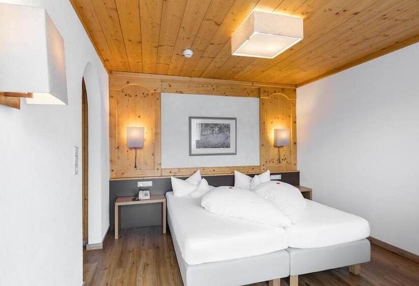 Номер Комфорт, Burgstall