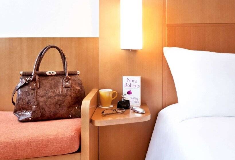 Номер Стандарт, Ibis Abu Dhabi Gate