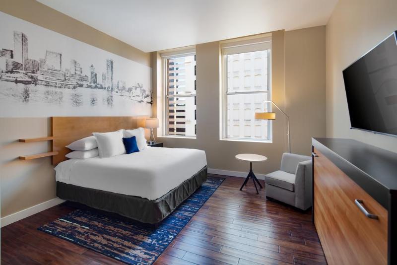 חדר סטנדרט, מיטת קינג, מותאם לאדם עם מוגבלויות, Rl Baltimore Inner Harbor