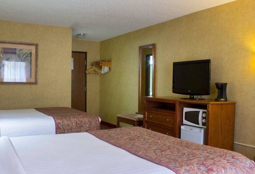 带2个双人床的标准工作室, Rodeway Inn Columbia Mall Loop