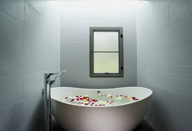 غرفة ديلوكس, Mandarava Resort And Spa, Karon Beach