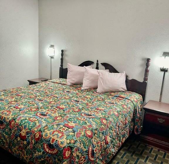 キングサイズベッドのスタンダードルーム, Bradbury Inn