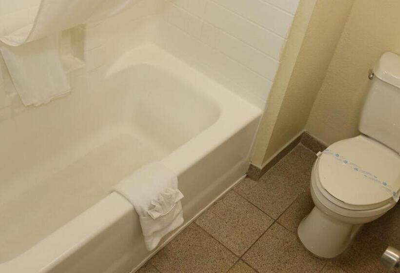 スタンダードルーム, Town And Country Inn