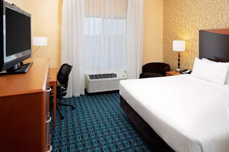 キングサイズベッドのスタンダードルーム, Fairfield Inn And Suites By Marriott Dallas Mansfield