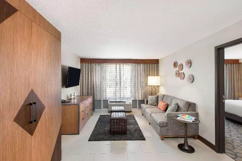 キングサイズベッドのスイートルーム, Doubletree By Hilton San Antonio Northwest