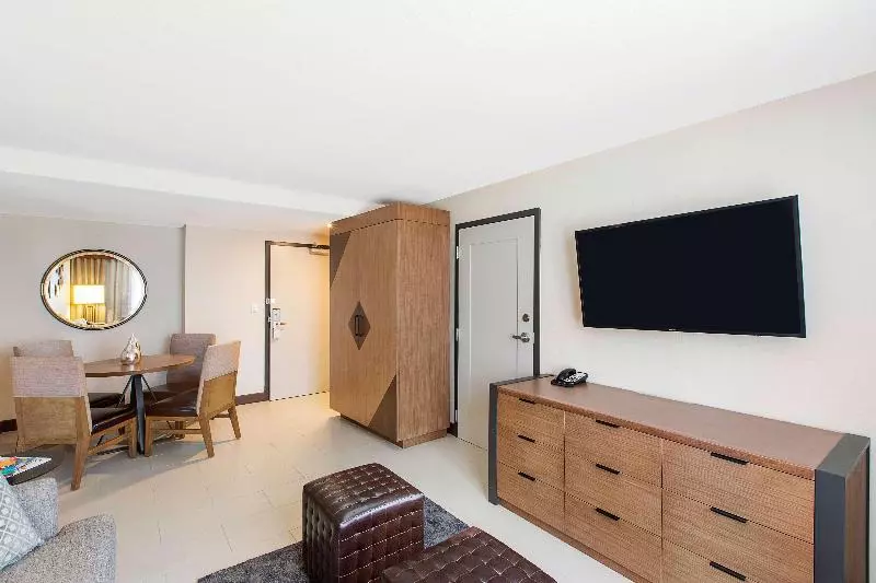 キングサイズベッドのスイートルーム, Doubletree By Hilton San Antonio Northwest