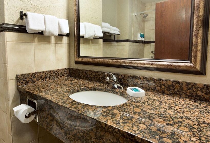 اتاق لوکس, Drury Inn & Suites Flagstaff