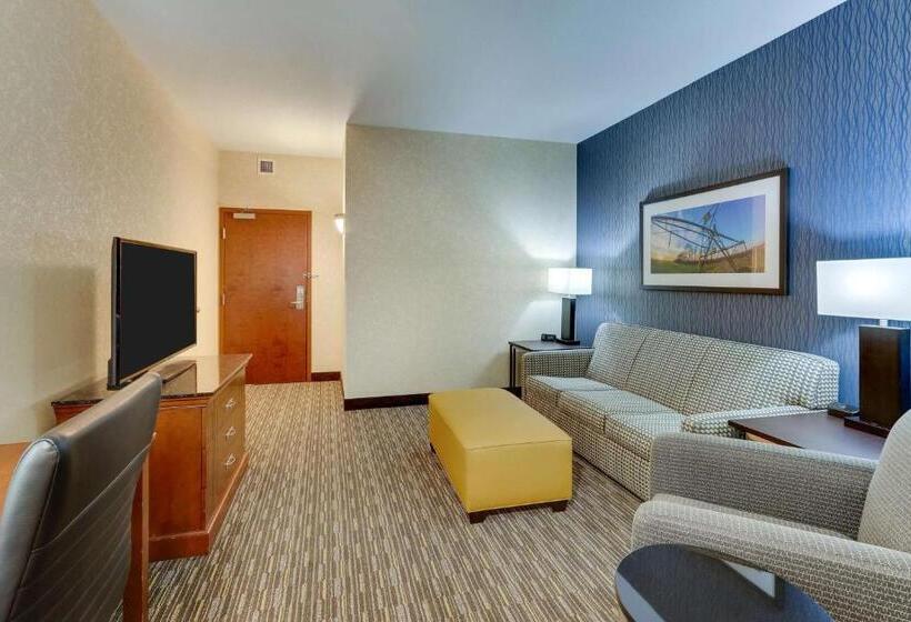 Люкс Адаптированный для Инвалидов, Drury Inn & Suites Sikeston