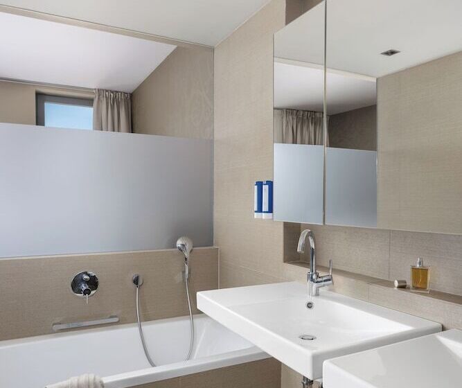 سوییت جونیور, Falkensteiner Hotel Belgrade