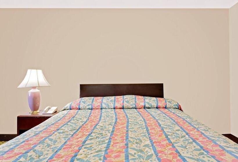 스위트 킹사이즈 침대, Silver Queen Inn