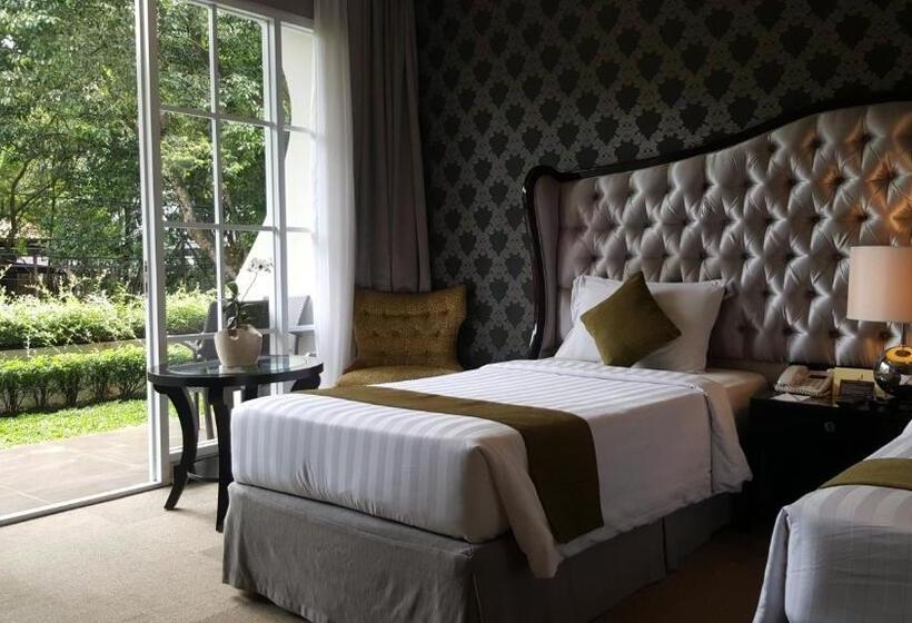 Номер Deluxe с Балконом, The Mirah Hotel Bogor