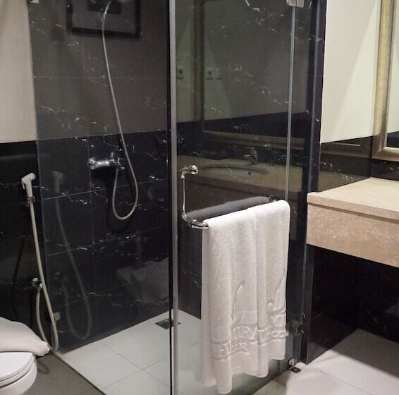 Номер Superior, The Mirah Hotel Bogor