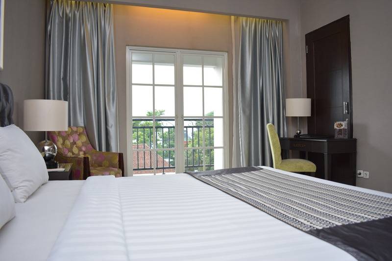 Номер Deluxe с Балконом, The Mirah Hotel Bogor
