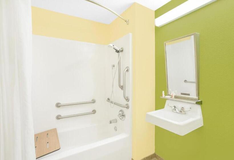 غرفة قياسية, Microtel Inn & Suites By Wyndham Tuscumbia/muscle Shoals