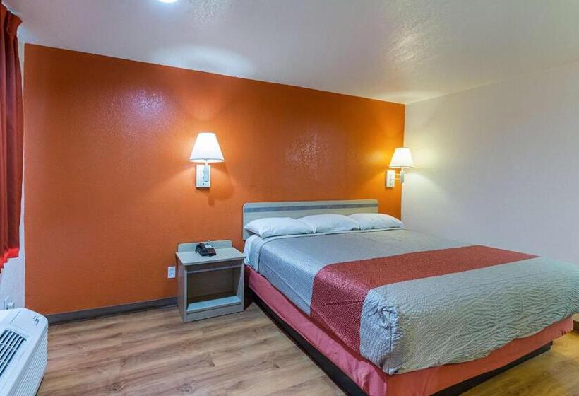 غرفة قياسية سرير كينج, Motel 6 Lancaster, Tx  Desoto  Lancaster