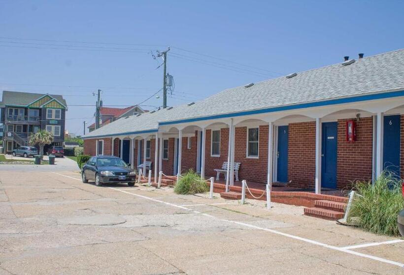 غرفه قياسيه سريرين مزدوجين, Colonial Inn