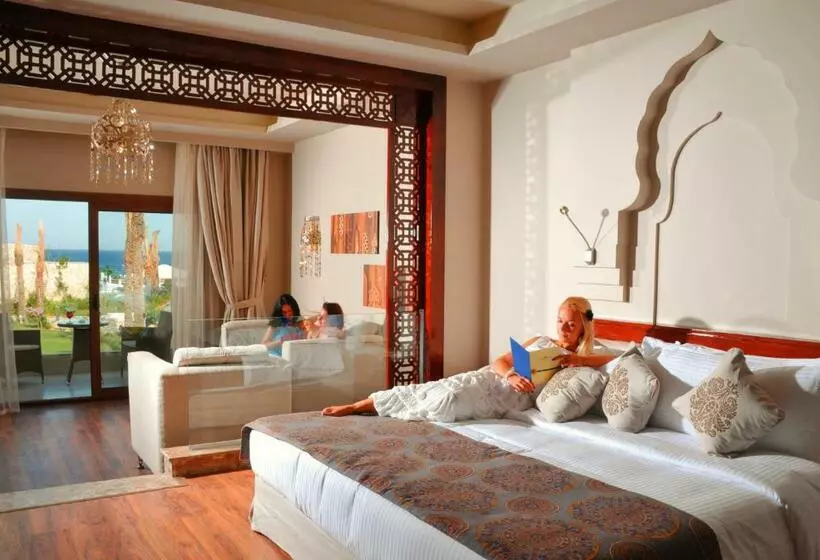Executive Suite Sea View