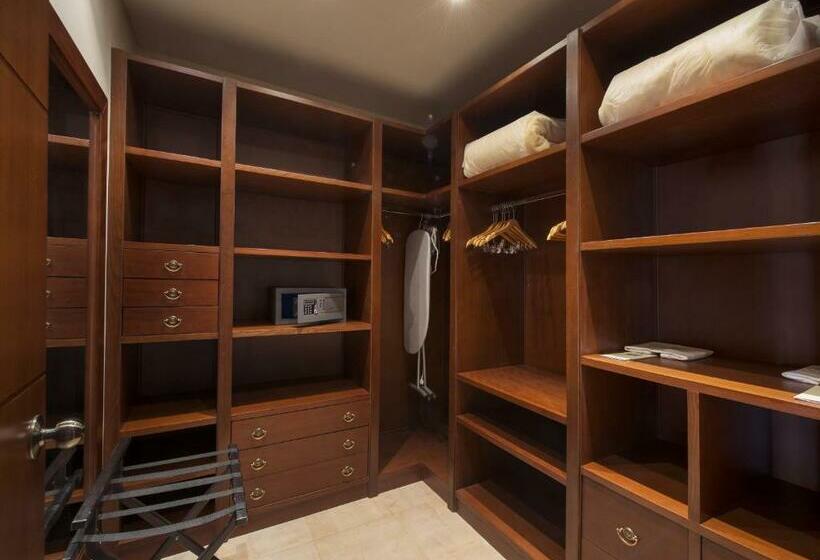 جناح رئاسى, Sunrise Arabian Beach Resort