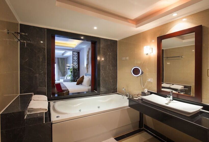 جناح إدارى, Sunrise Arabian Beach Resort