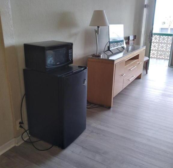 스탠다드 룸 바다 전망, The Virginian Motel