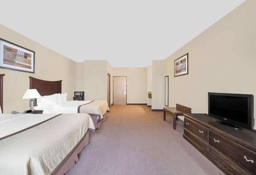 Номер Deluxe, Baymont By Wyndham Snyder