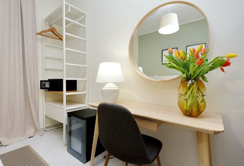 家庭间, Casa Santa Sofia