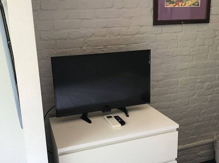 标准单人间, Chelsea Pines Inn