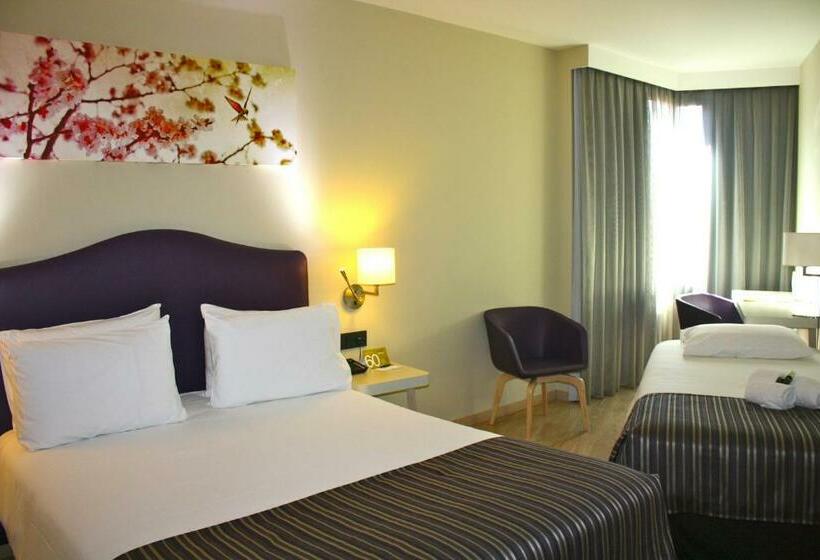 اتاق استاندارد, Exe Moncloa