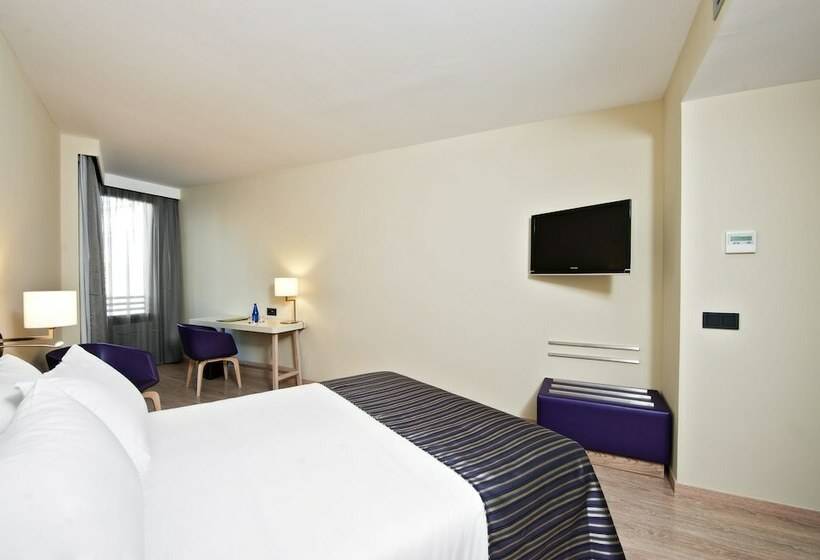 اتاق سوپریور, Exe Moncloa