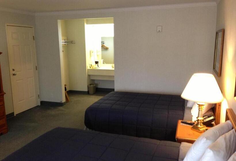 غرفة بريميوم, Fontana Village Inn