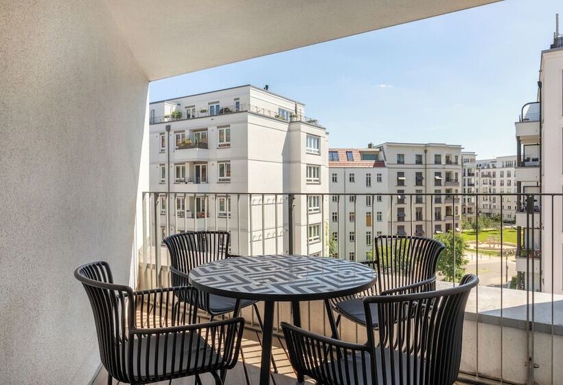 اتاق خانوادگی, Numa I Boxer Rooms And Apartments