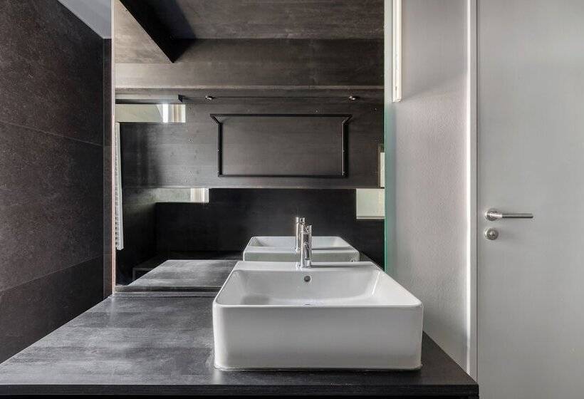 استودیوی استاندارد, Numa I Boxer Rooms And Apartments