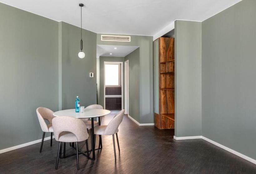 اتاق خانوادگی, Numa I Boxer Rooms And Apartments