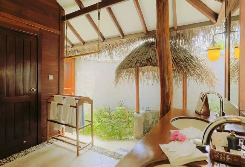 ویلای 1 خوابه, Medhufushi Island Resort
