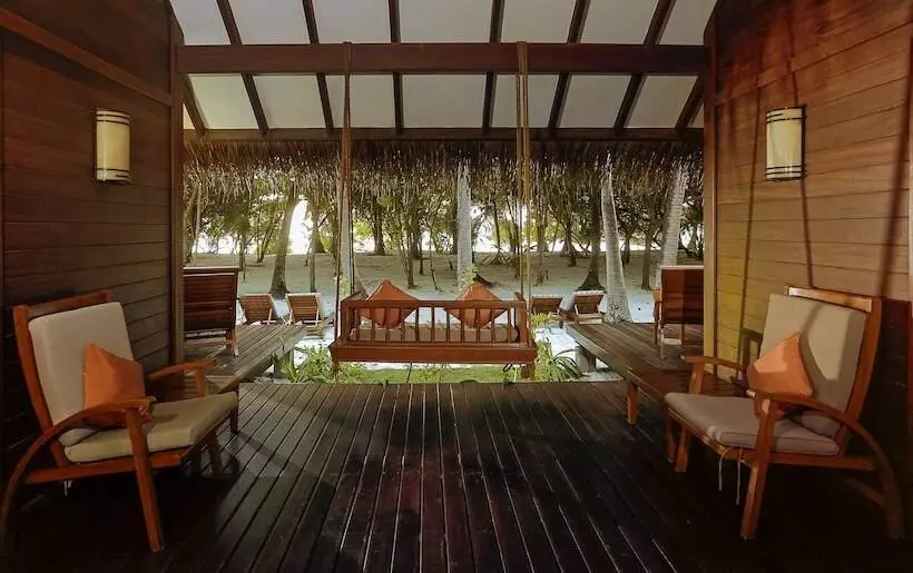 ویلای 1 خوابه, Medhufushi Island Resort