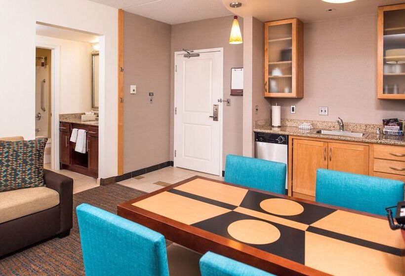 Люкс 2 Спальни, Residence Inn Pittsburgh North Shore