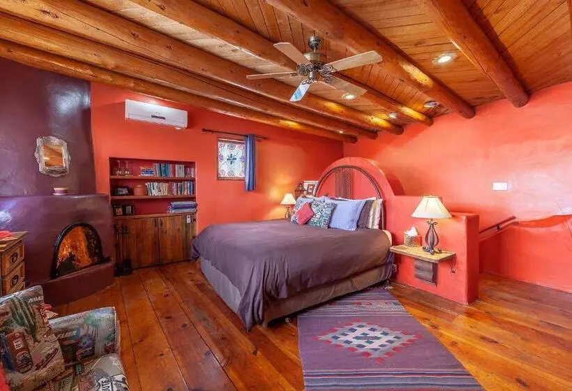 Deluxe-huone King-vuode, Adobe And Pines Inn Bed And Breakfast