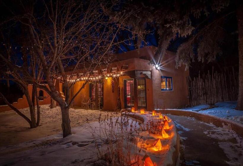 Люкс, Adobe And Pines Inn Bed And Breakfast