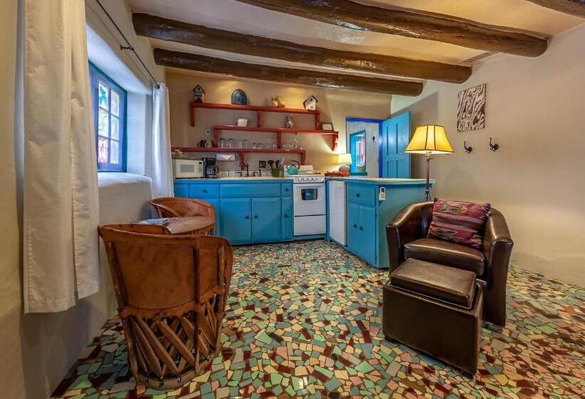 סוויטה עם ג'קוזי, Adobe And Pines Inn Bed And Breakfast