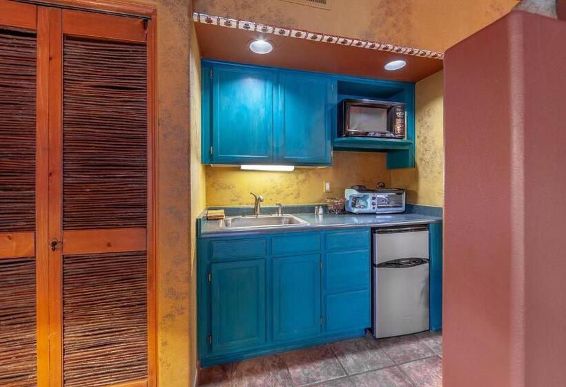 סוויטה דלוקס, Adobe And Pines Inn Bed And Breakfast