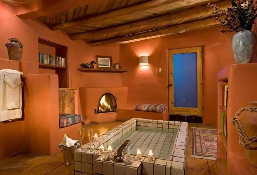 Sviitti, Adobe And Pines Inn Bed And Breakfast