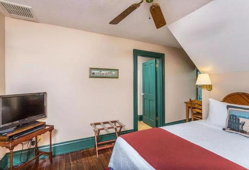 クイーンサイズベッドのスタンダードルーム, Spencer House Inn