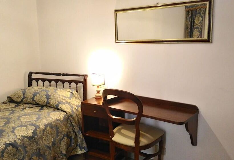 Quarto Standard Individual Casa de Banho Partilhada, Albergo Casa Peron