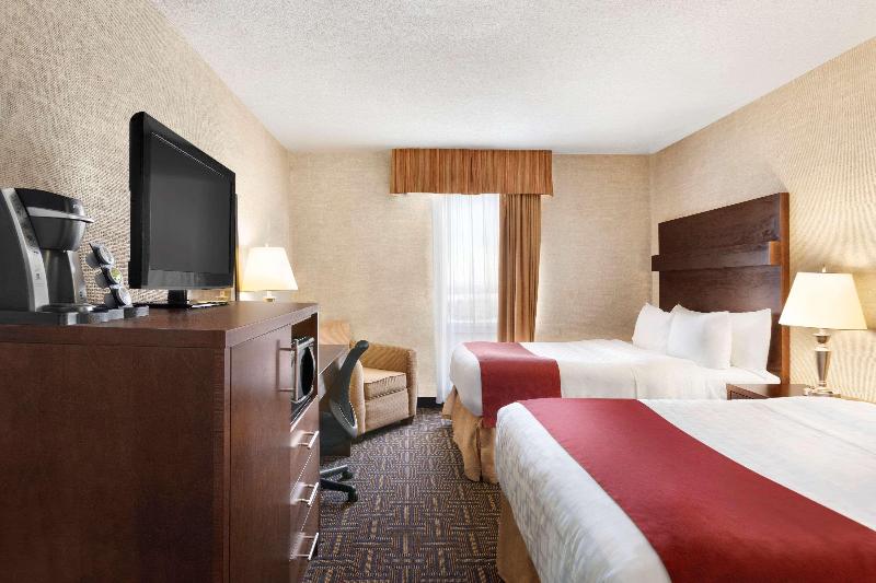 جناح جونيور, Eurostars Fuerte De La Concepcion