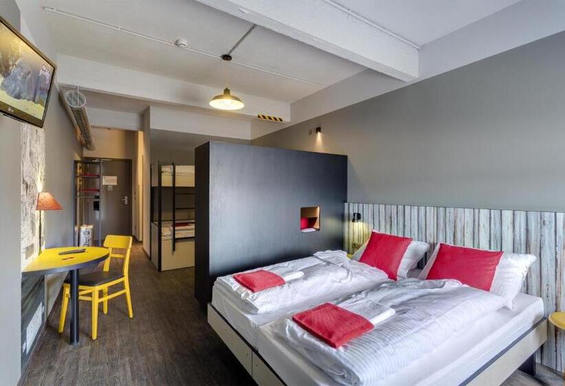 공동 객실, Meininger Hotels Bruxelles City Center