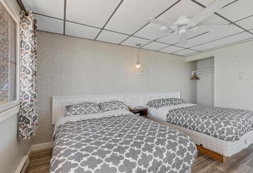 Номер Deluxe Вид на Море Боковой, The Carolina Motel